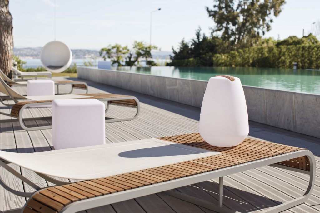 Our Decoration Ideas with Nomad Lamps 3 Wireless Lamp with wooden handle VESSEL SMART AND GREEN